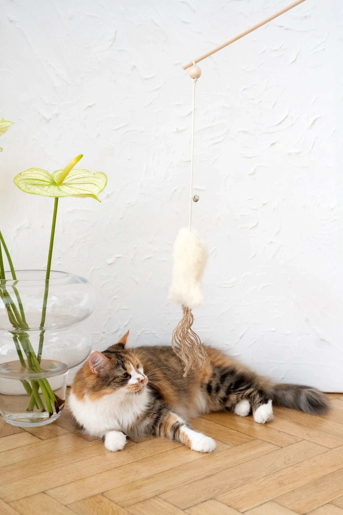 Natural Sheepskin Cat Toy: Fish-0